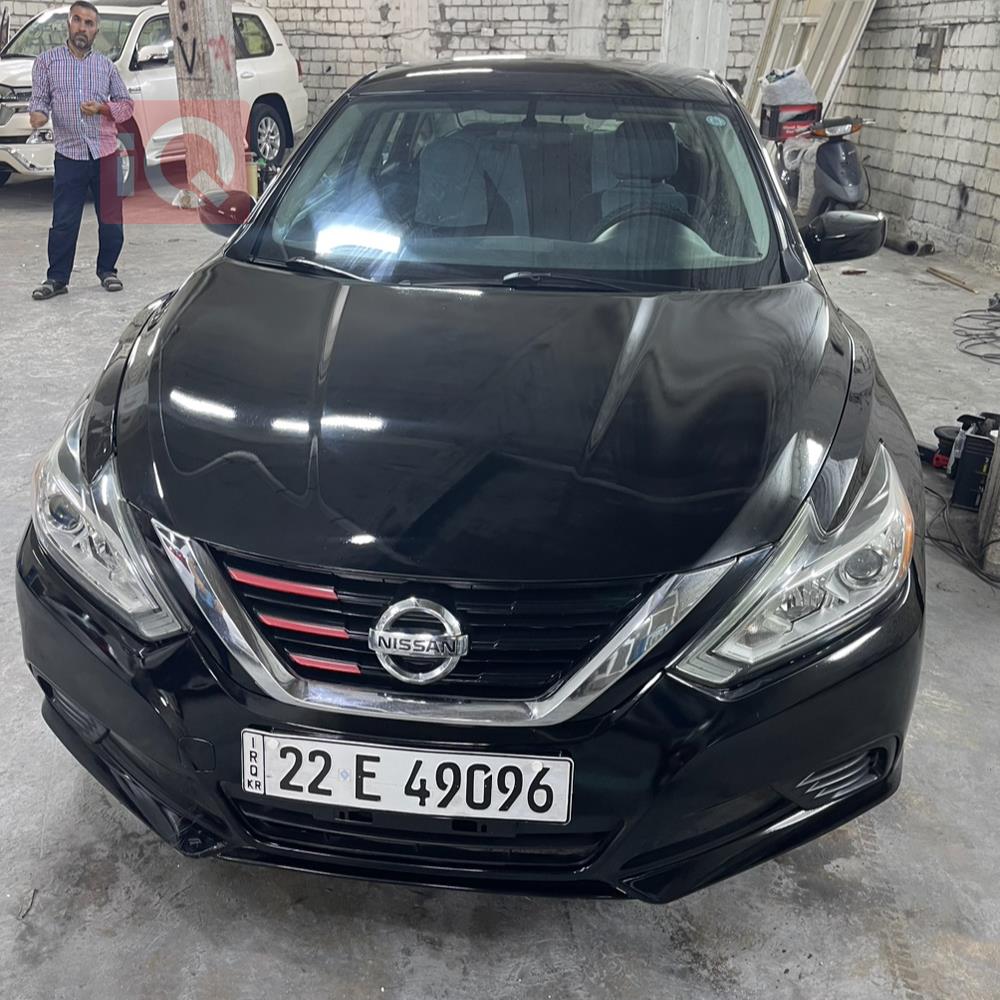 نيسان ألتيما